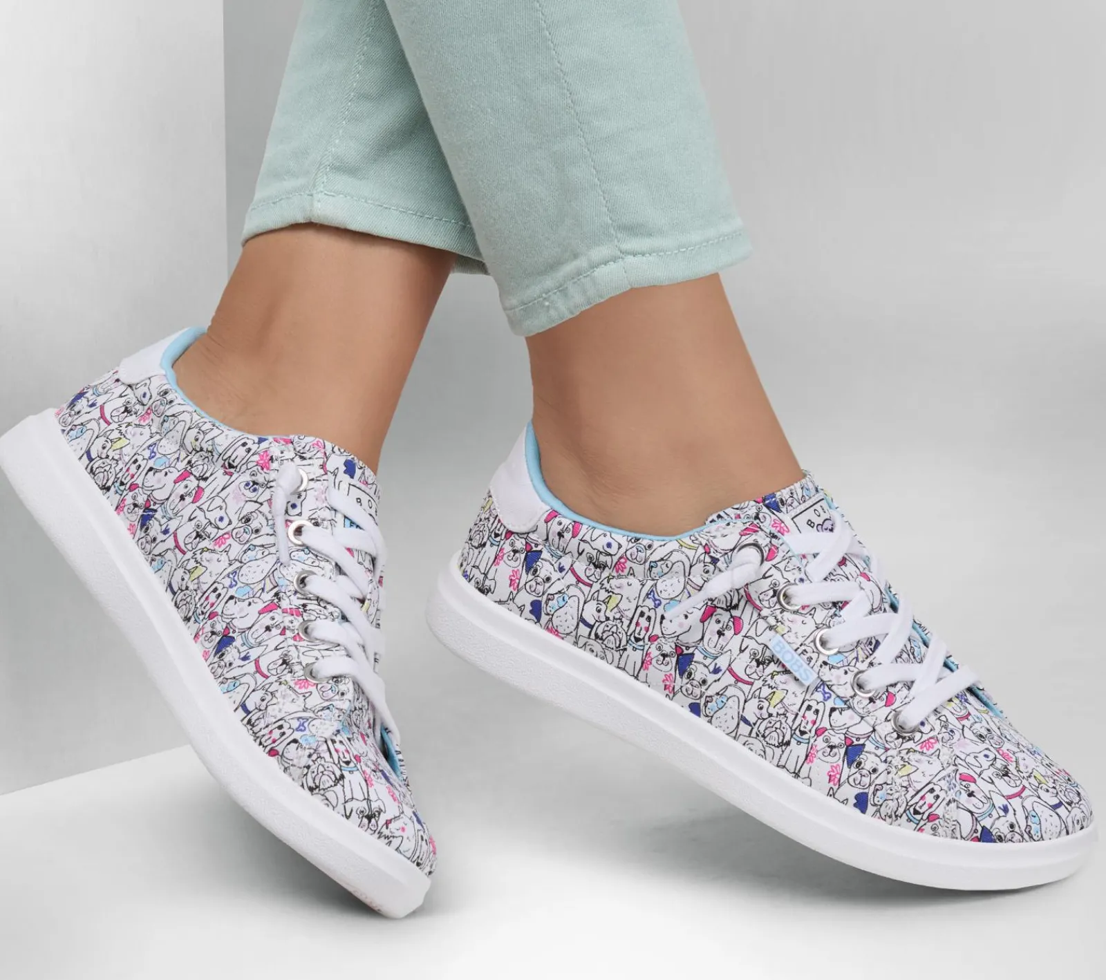 Canvas Shoes|Sapatos Rasos-SKECHERS BOBS D'Vine - Doodle Fair BRANCO / MULTICOR
