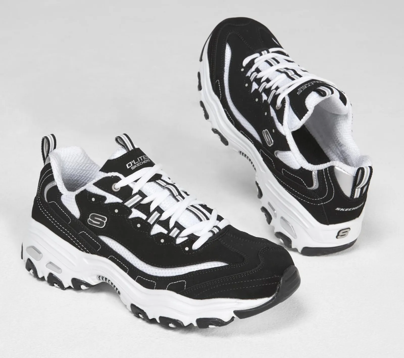 Sapatilhas-SKECHERS D'Lites PRETO / BRANCO
